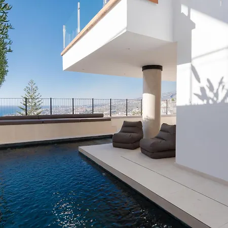 Karat Villa